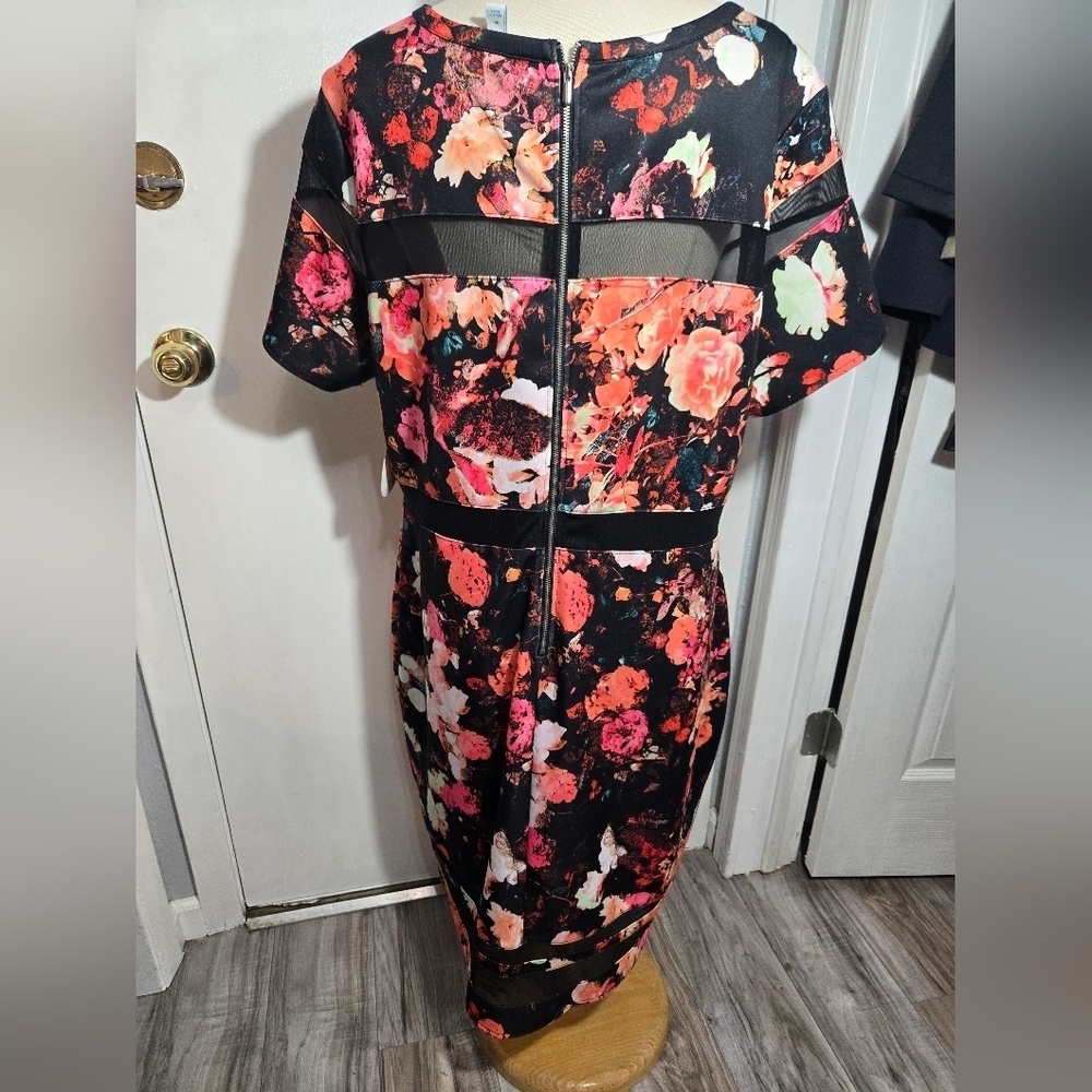 Boutique Floral Midi Dress NWT Sz 2x Sheer Detail - Picture 8 of 10